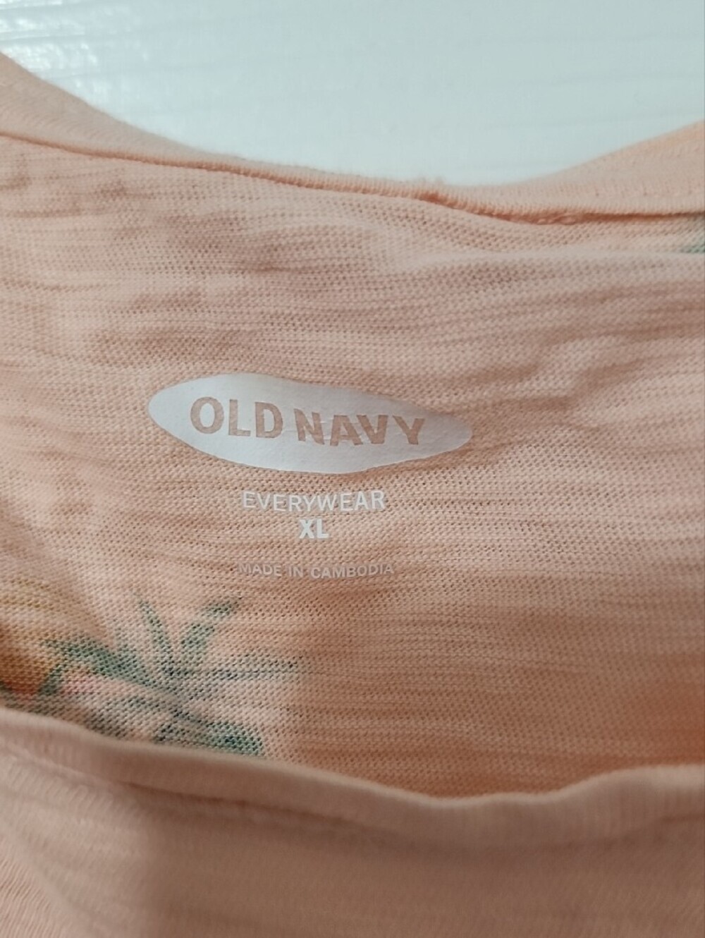 Old Navy Peach Palm Print Tank Top - Picture 2 of 3